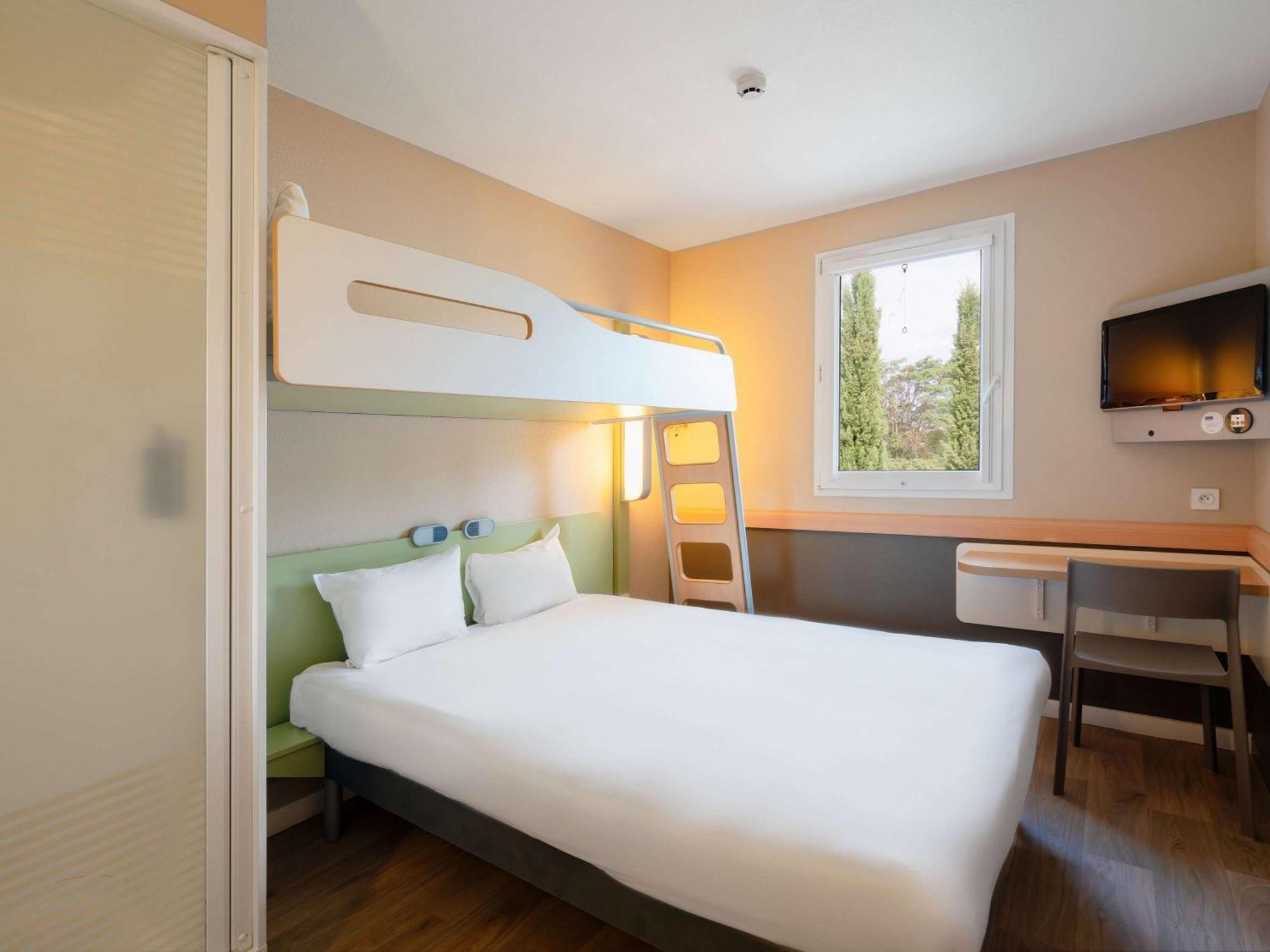 Ibis Budget Manosque Cadarache Dış mekan fotoğraf