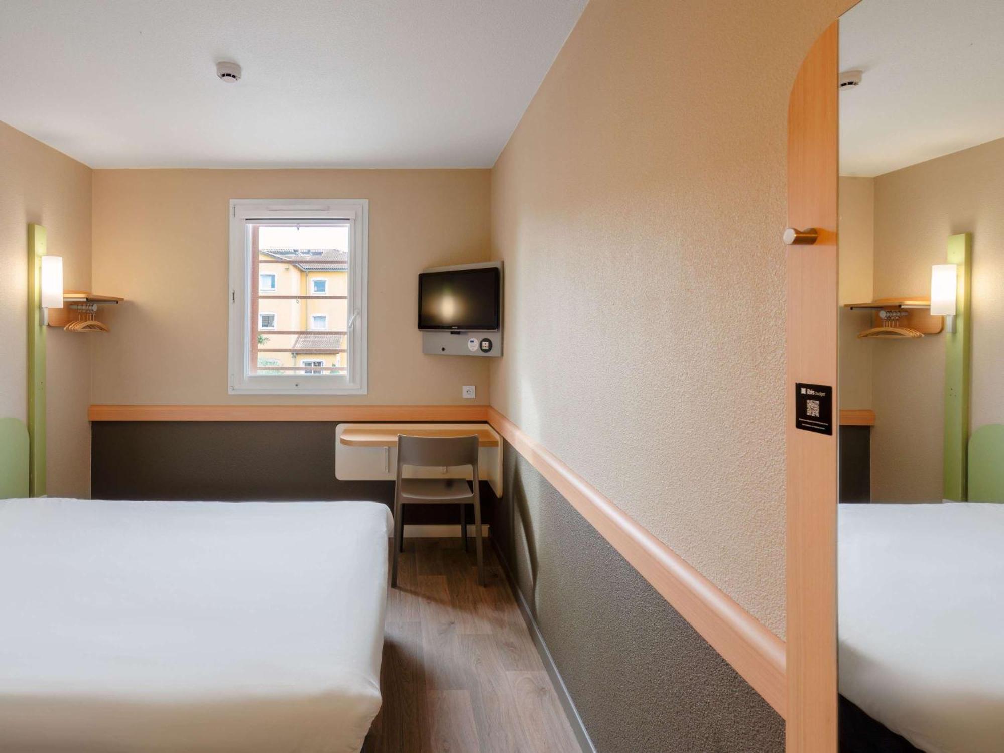 Ibis Budget Manosque Cadarache Dış mekan fotoğraf